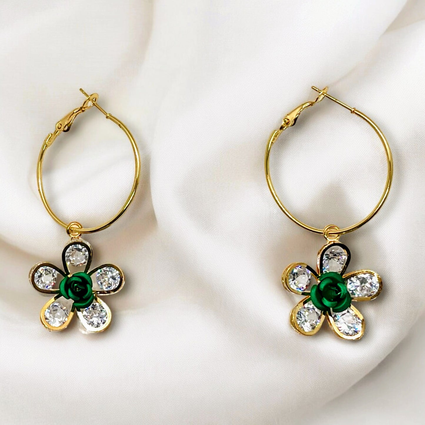 Green star Earrings