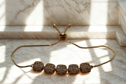 Mia Bracelet